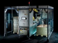 Sidel’s RoboAccess_Pal S palletizing unit